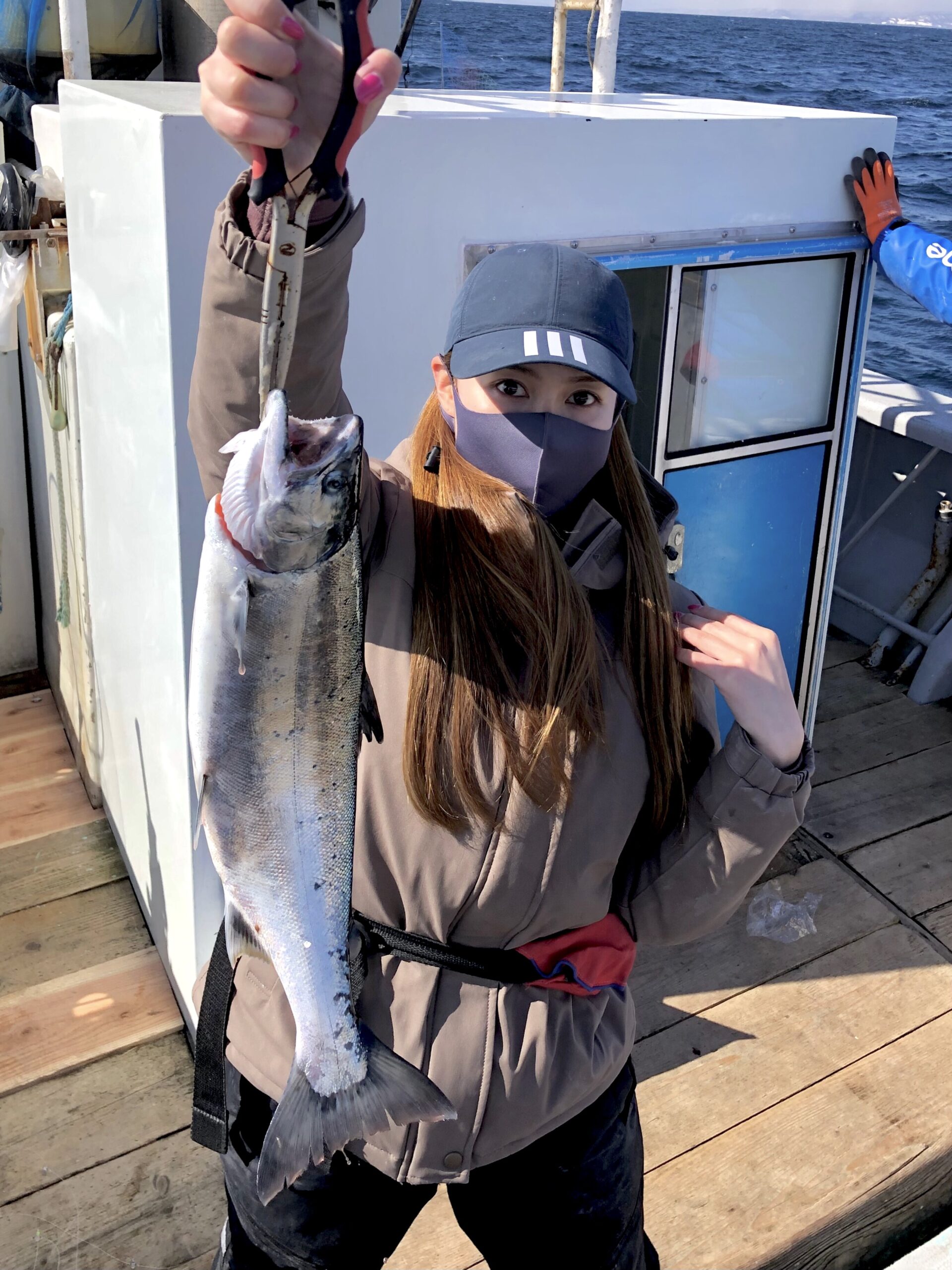 白老 サクラマス釣り 22 03 08 釣りmomo日記 白老 サクラマス釣り 22 03 08 釣りmomo日記